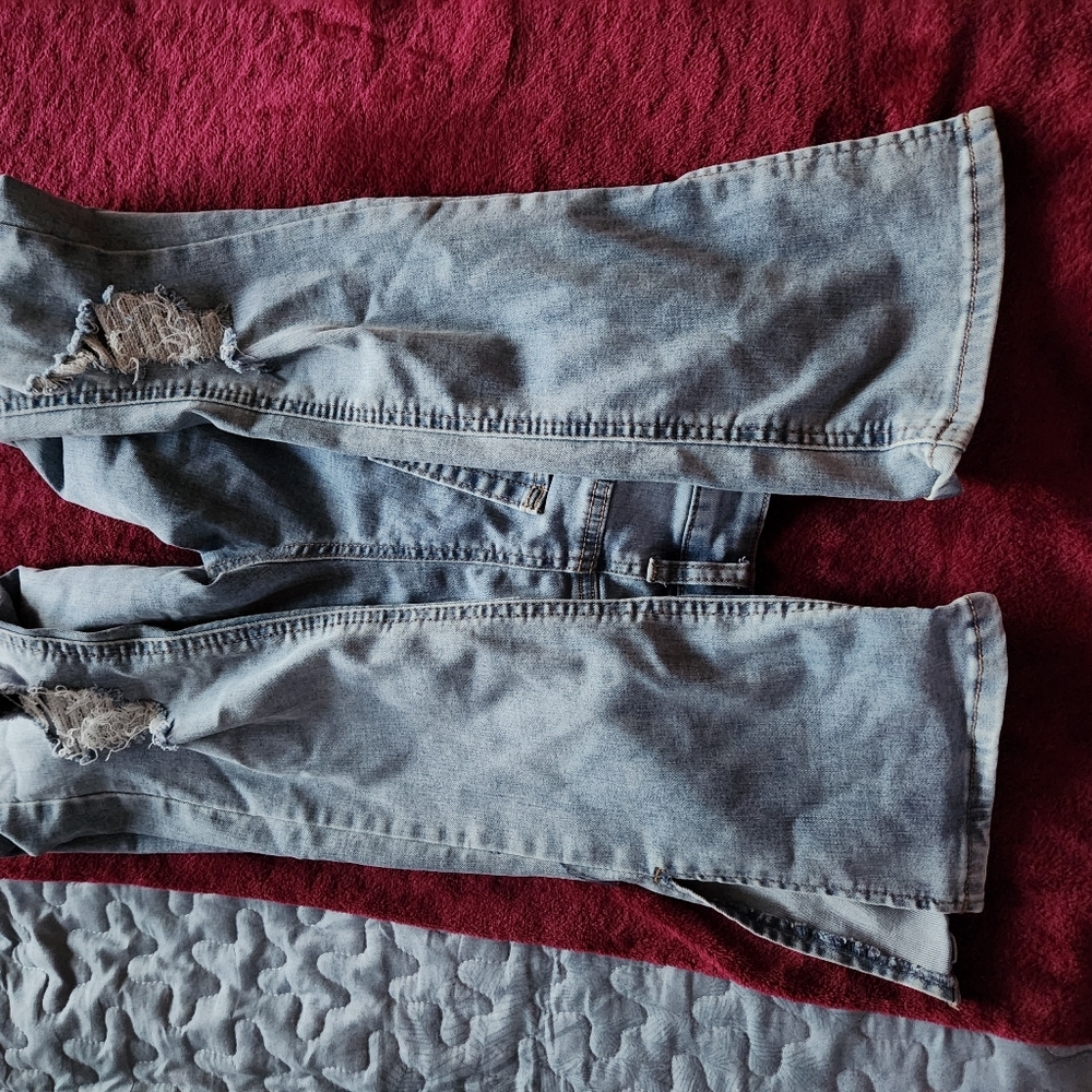 Juniors vanilla star flare jean - Picture 5 of 7